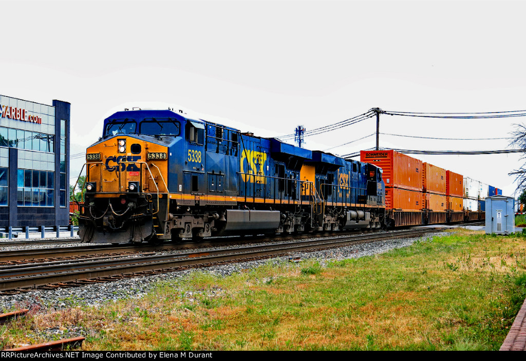 CSX 5338 on I-008